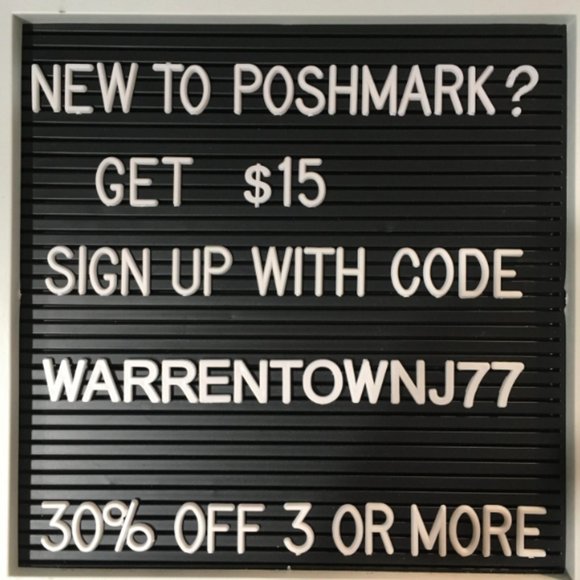 Great Deals Here In My Closet - Picture 1 of 1